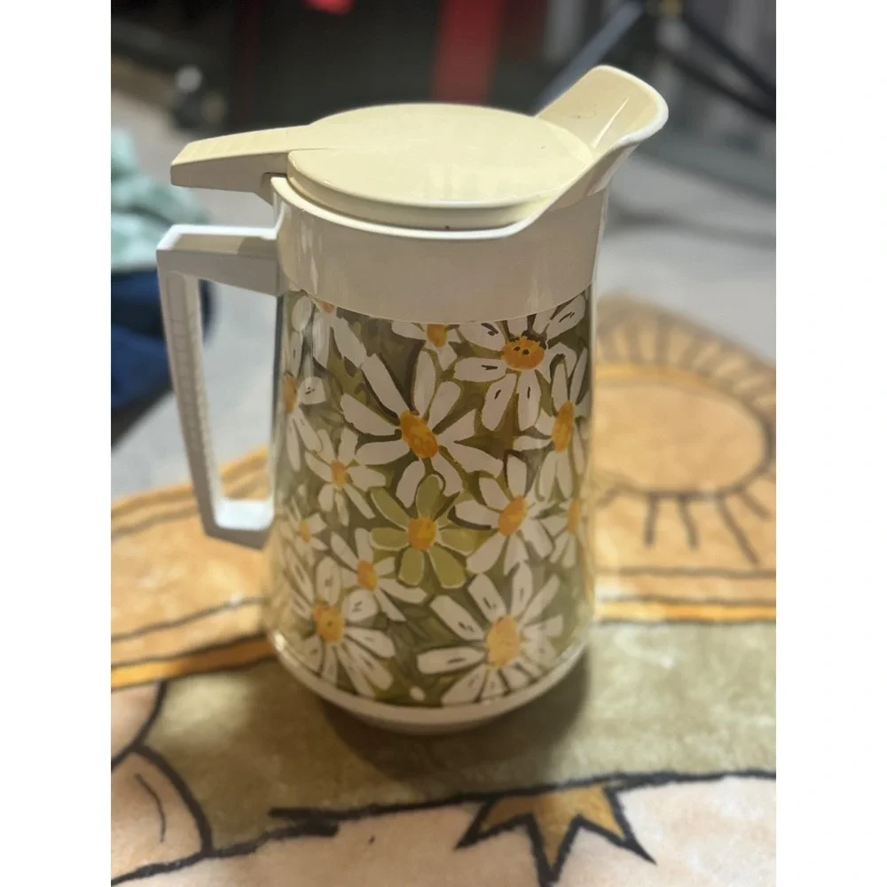 Thermo Serv Double Wall Insulated Serving Ware Pitcher Cream White Daisy‎ Floral